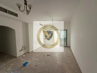 شقة للإيجار غرفتين نوم وصالة تكييف مركزي مع خدمات جيم ومسبح مجانا بلكونة بإطلالة مميزة في القاسمية الند