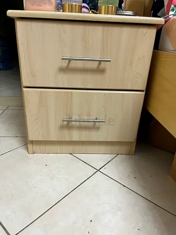 Bed 2 side table