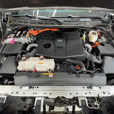 صورة 13 لـ 2024 Toyota SEQUOIA