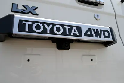 صورة مصغرة 9 لـ 2026 Toyota LAND CRUISER 70 SERIES