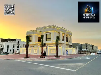 Luxury villa - registration fees included - prime location