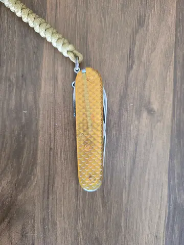 Victorinox swiss army multitool