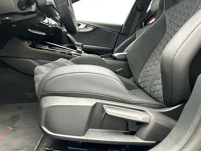 صورة 16 لـ 2024 AUDI RS5