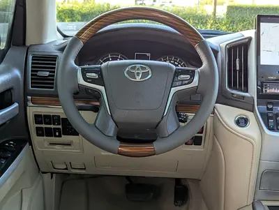 2018 Toyota LAND CRUISER 照片 14