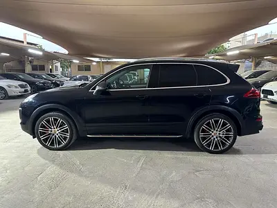 2015 Porsche CAYENNE — фото 3