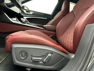2025 AUDI S6 照片 15