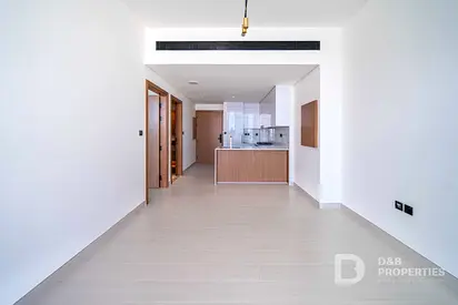 Modern 1 Bedroom Apartment | Smart Home | Vacant
