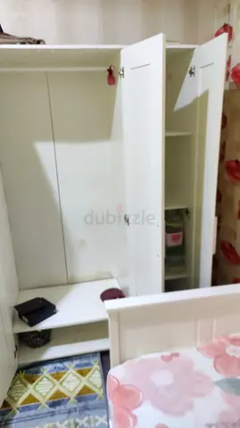 Ikea cupboard 3door
