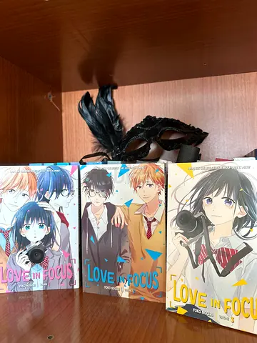 Love in Focus (manga) set of 3 volumes — English editions