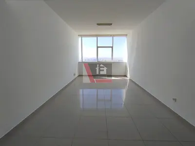 Huge studio Nahda border near Dubai bus stop with- 32000 /6 cheq (31K /1 cheq)