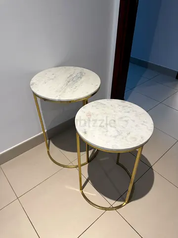 Set of 2 Marble Top Nesting Side Tables with Gold Frame