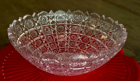 Cut Crystal Decorative Serving Bowl - Vintage Patterned Glass