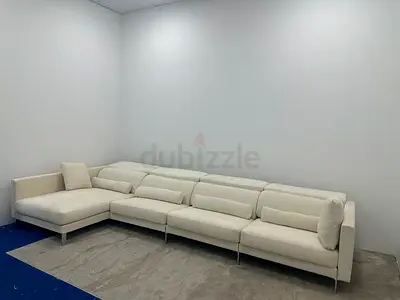 Like new condition Italy brand lshape sofa