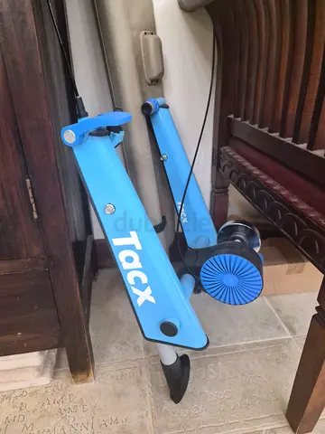 Tacx Foldable Turbo Trainer — Lightly Used Indoor Cycling Stand