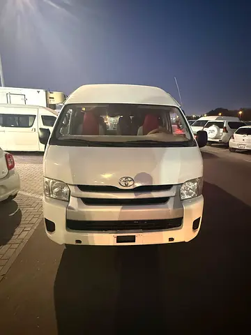 2022 Toyota HIACE 照片 3