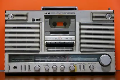 AKAI AJ-490FS Portable Radio and Cassette Recorder
