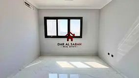 Family Residence | Master Room | 6 Cheque Payment | Front Of Claro Coffe!