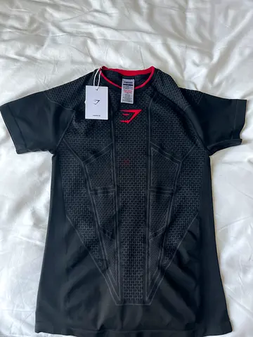 GYMSHARK Onyx v1, size s, brand new with tag