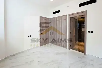 1BR Apartment | Miami by Samana | Balcony & Pool Access