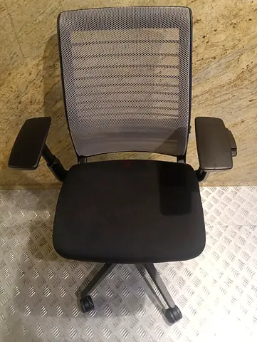 Steelcase chair for selling.good. Condition good condition only.fully loaded
