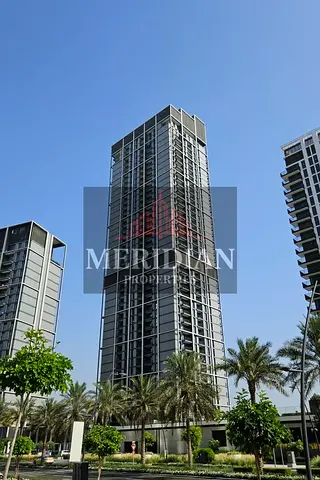 شقة جديدة كلياً ومفروشة بالكامل مكونة من غرفتي نوم