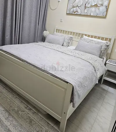Pure wood White bed set 7pcs IKEA like new