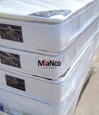 King Size Spring Pillow Top Memory Foam Mattress New For Sale