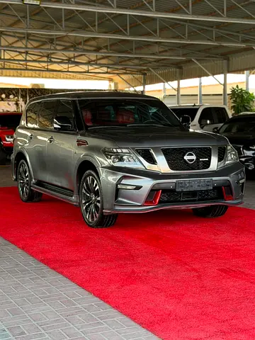 Nissan Patrol 2015 LE Platinum - Excellent Condition - GCC Specs