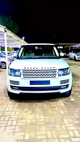 Land Rover Range Rover Vogue SE 2016 GCC Specs