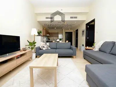 Vacant on Sep | 3 cheques | High floor | Lake view