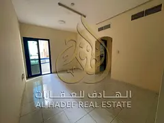 One bedroom and living room in Al Qulaya, hallway and 2 bathrooms, central air conditioning and gas,