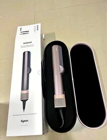 Dyson HT01 airstrait (hair straightener) with gift box brand new