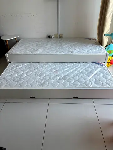Pair of single beds with mattresses (2)- white frame