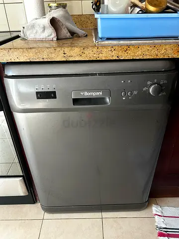 Bompani freestanding stainless steel dishwasher - good working condition