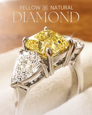 Three-Stone Diamond Ring | 0.93ct Yellow 0.92ct White Diamond | 18K White Gold | IGI Certified