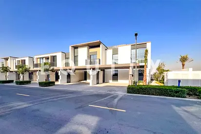 4 BR Villa | Prime Location | Modern Family Home