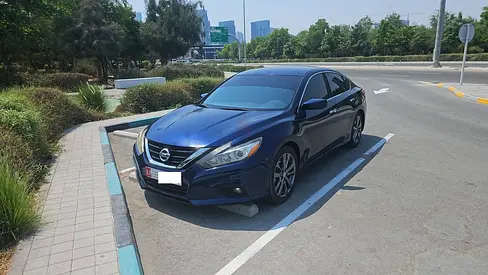 Nissan Altima SR 2018 - Sport Edition - Excellent Condition