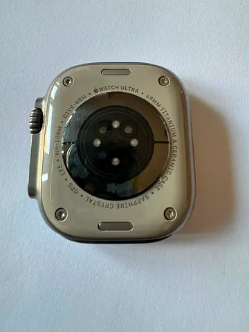 Apple watch ultra 2 in excellent condition, Icloud locked