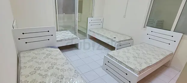 SOUTH INDIAN LADIES BEDSPACE NEAR AIRPORT FREEZONE
