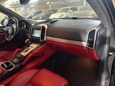صورة مصغرة 15 لـ 2015 Porsche CAYENNE