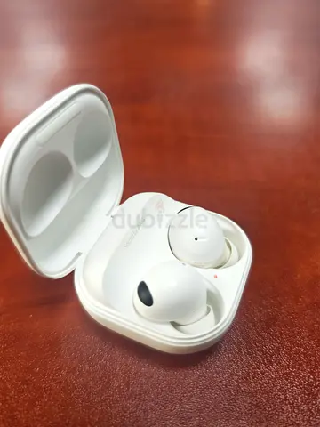 Samsung Galaxy Buds2 Pro in original charging case - Good condition