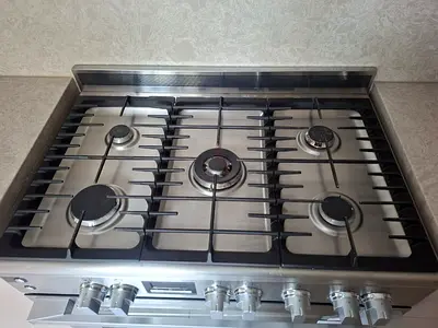 Electrolux gas cooker 5 burner 90×60cm size for sale