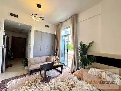 Furnished Studio | Candace Aster | Terrace & Courtyard View