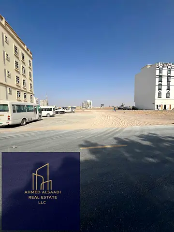سكني تجاري ارض للبيع