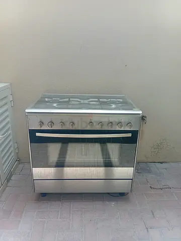 Stainless Steel 5-Burner Gas Range with Oven - in working condition