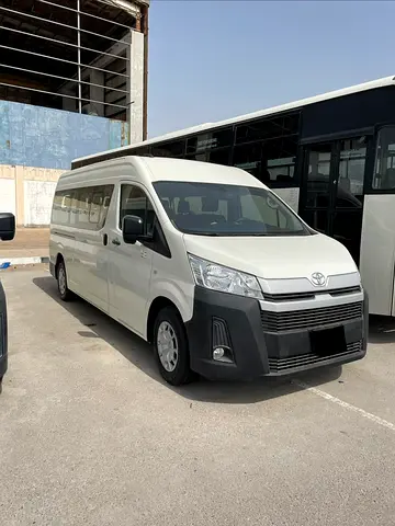 Brand New 2025 Toyota Hiace GL - GCC Specs - 0KM