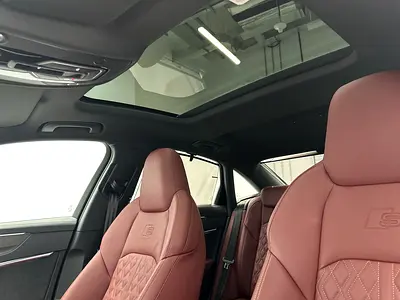 2025 AUDI S6 照片 11