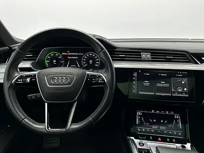 صورة 8 لـ 2024 AUDI Q8 E-TRON
