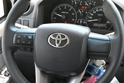 صورة مصغرة 11 لـ 2026 Toyota LAND CRUISER 70 SERIES