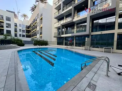Low Rent Offer | Massive Terrace | 4 Cheques
